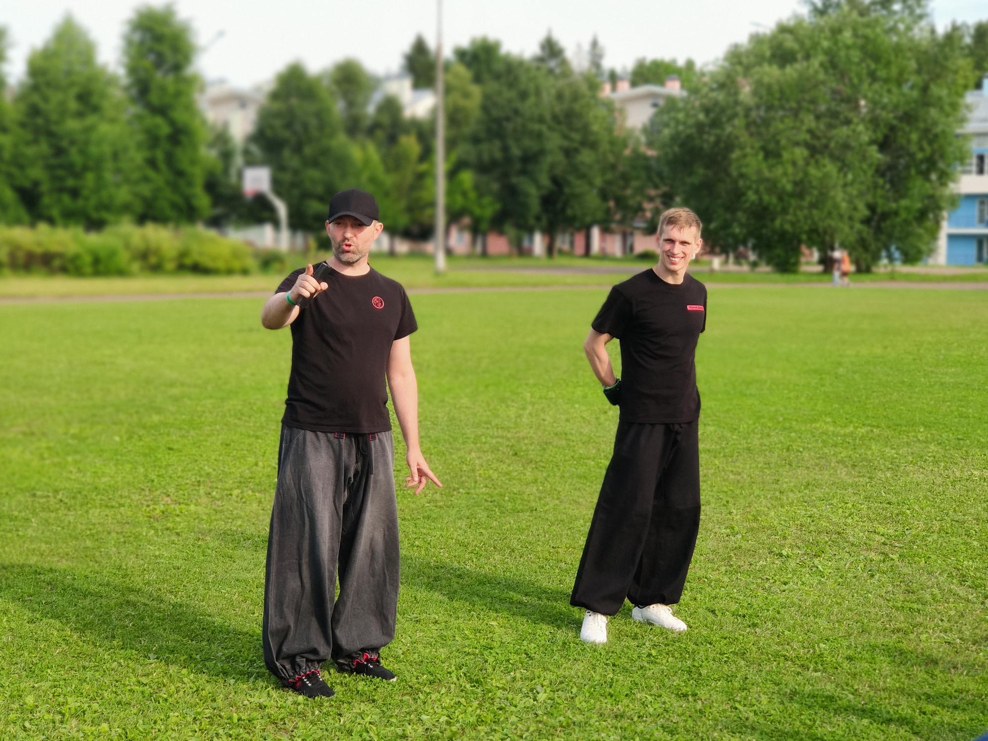 Утренняя тренировка на улице. Фото 6