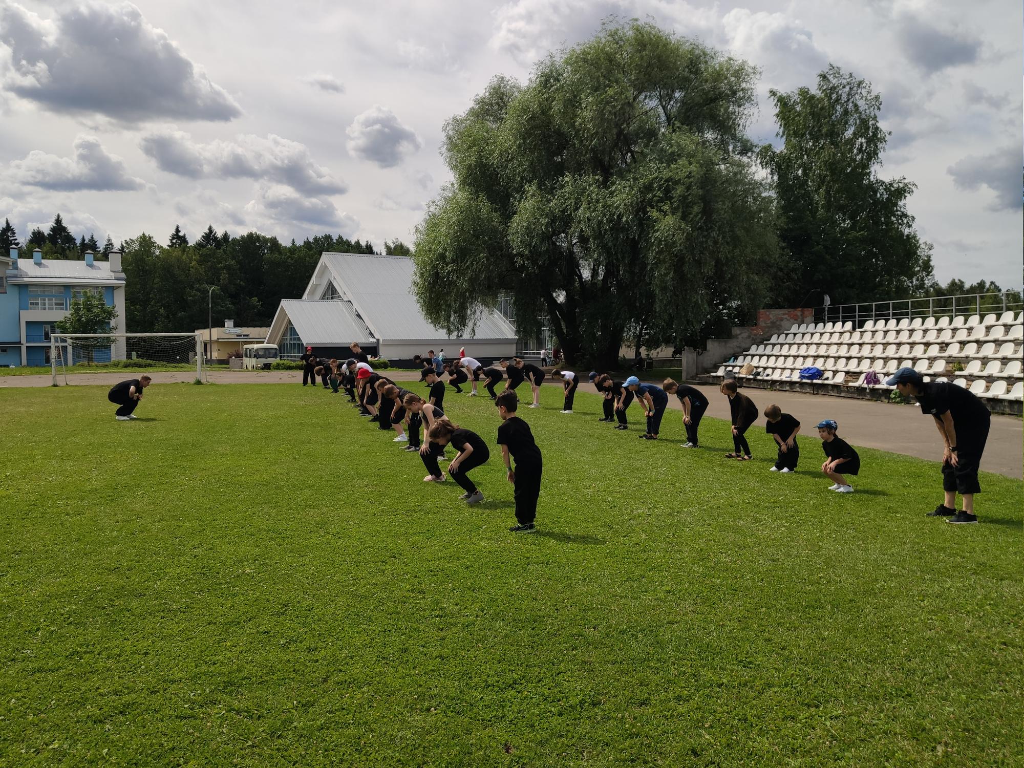 Утренняя тренировка на улице. Фото 3